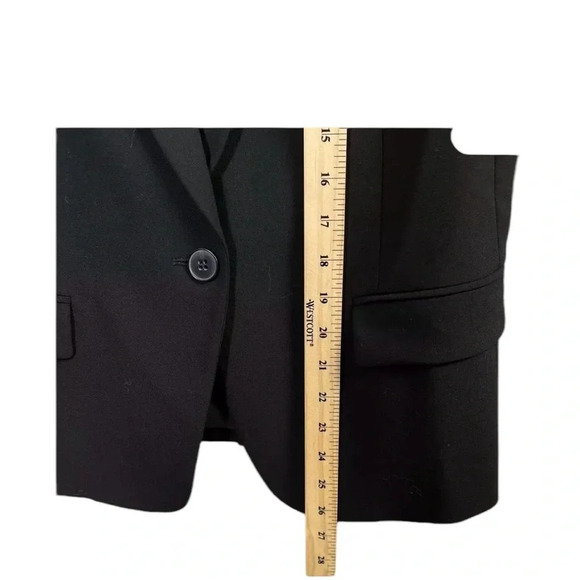 Theory Women’s Black One Button Blazer 10 - Picture 9 of 9